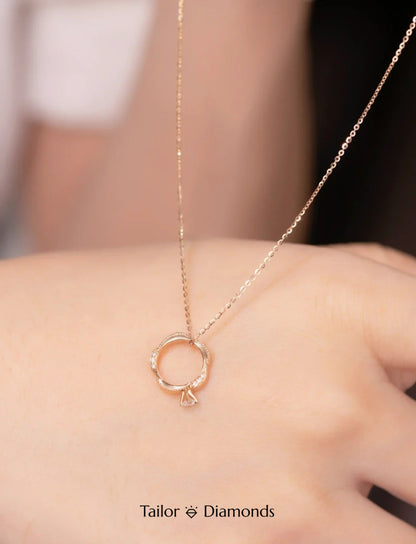 Rose Gold Ring Shape Diamond Necklace