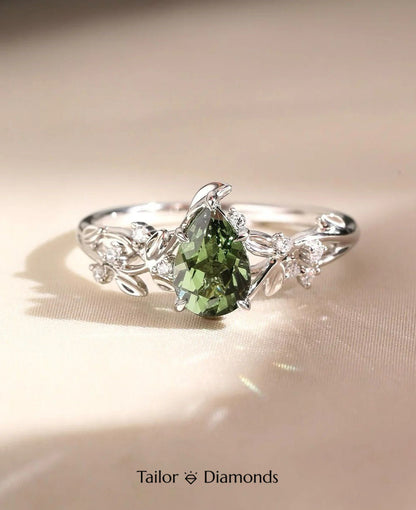 Twisted Rope Claw Green Diamond Stackable Ring